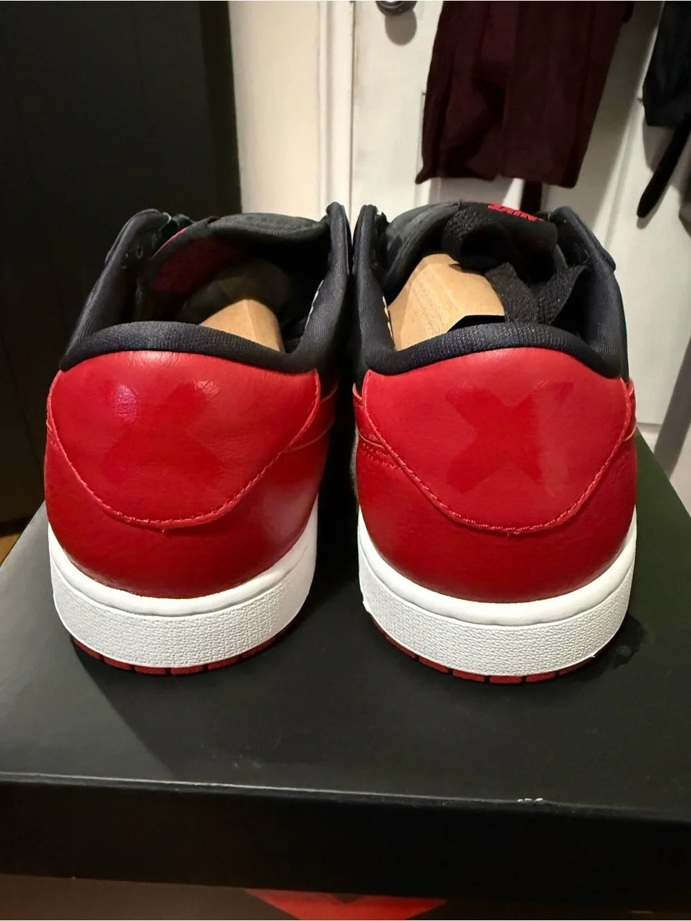 Jordan Men’s Low-Top Sneaker - Black/Red